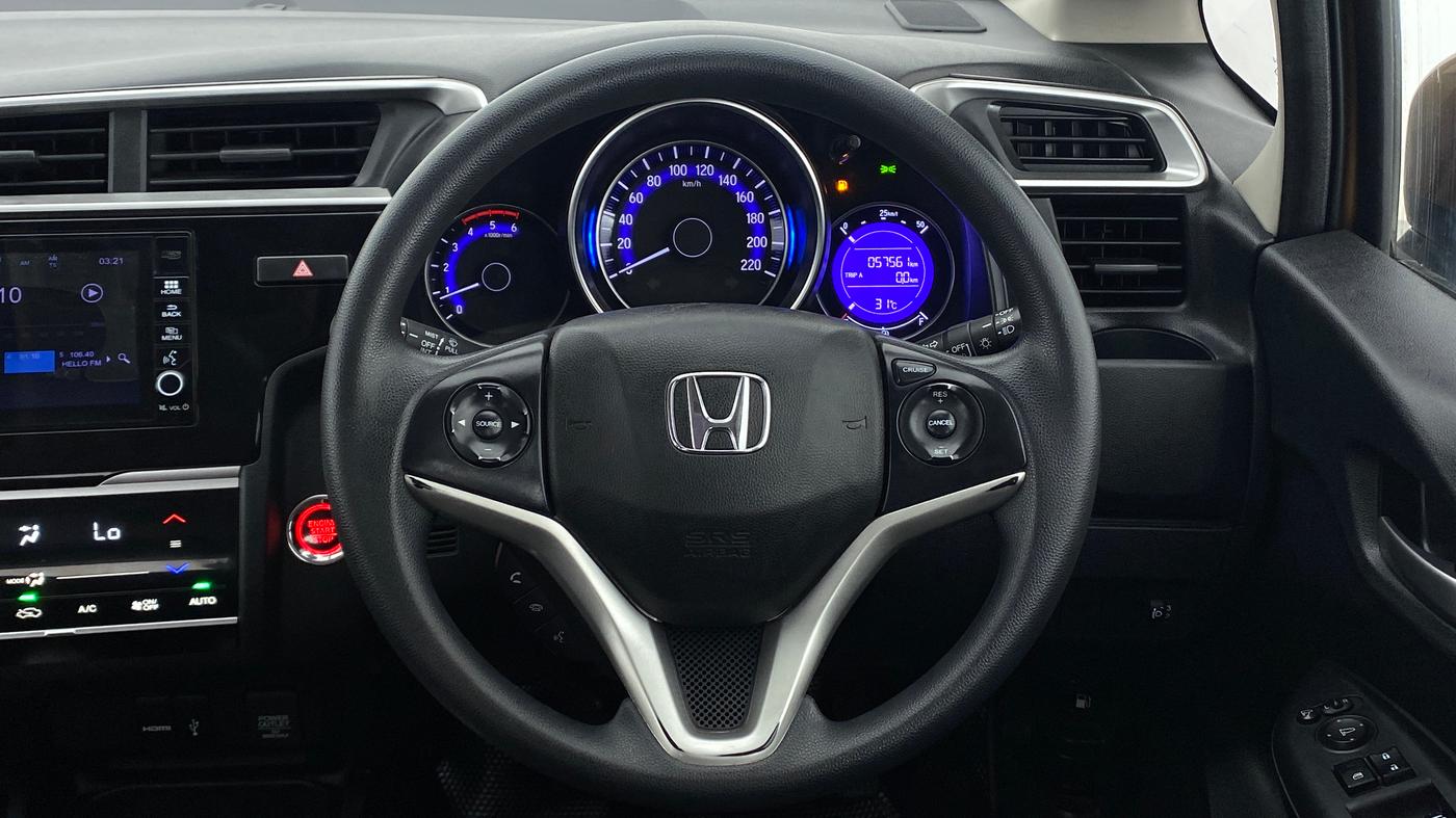 2018 Honda WR-V 1.5 i-DTEC VX MT, Diesel, Manual, 57,794 km, Steering Wheel Close Up