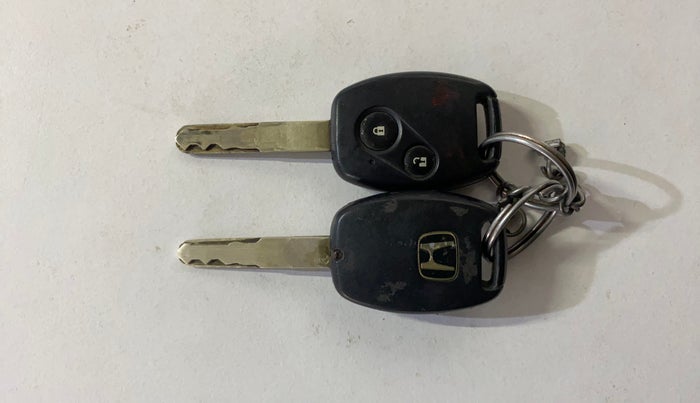 2015 Honda Brio S MT, Petrol, Manual, 39,212 km, Key Close Up