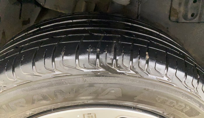 2022 Tata NEXON XMA SUNROOF PETROL, Petrol, Automatic, 50,596 km, Right Rear Tyre Tread