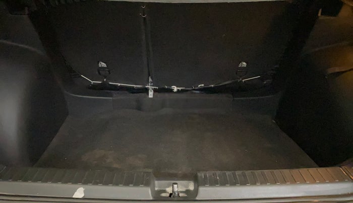 2021 Skoda KUSHAQ STYLE 1.0L TSI AT, Petrol, Automatic, 95,540 km, Boot Inside