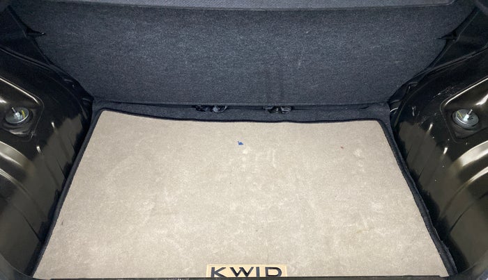 2019 Renault Kwid 1.0 RXT Opt, Petrol, Manual, 19,318 km, Boot Inside