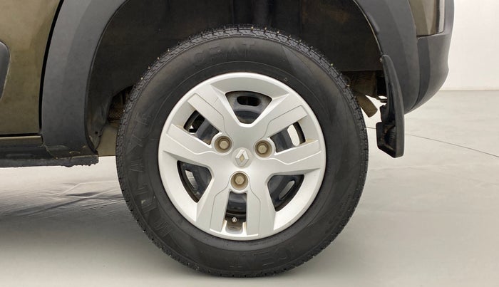 2019 Renault Kwid 1.0 RXT Opt, Petrol, Manual, 19,318 km, Left Rear Wheel