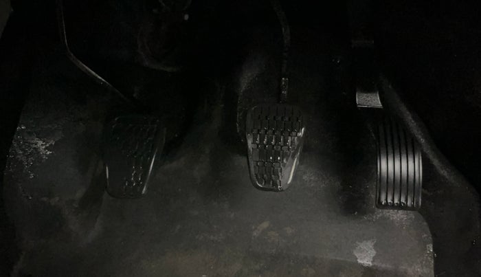 2019 Tata NEXON XM PETROL, CNG, Manual, 59,707 km, Pedals