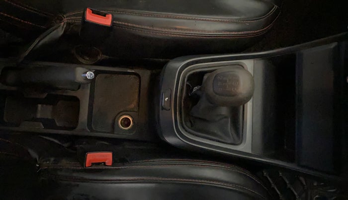 2021 Tata ALTROZ XE DIESEL, Diesel, Manual, 37,790 km, Gear Lever