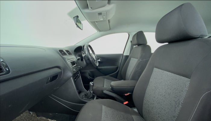 2020 Volkswagen Polo COMFORTLINE PLUS 1.0, Petrol, Manual, 65,293 km, Right Side Front Door Cabin