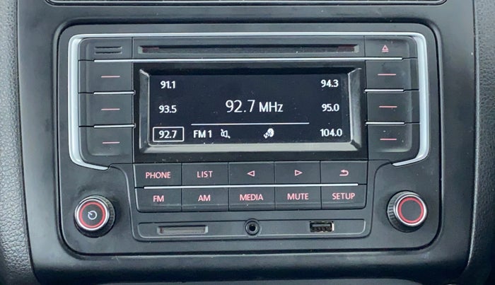 2020 Volkswagen Polo COMFORTLINE PLUS 1.0, Petrol, Manual, 65,293 km, Infotainment System