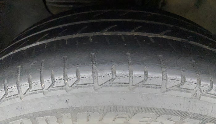 2018 Hyundai Elite i20 ASTA 1.2 (O), Petrol, Manual, 56,757 km, Left Front Tyre Tread