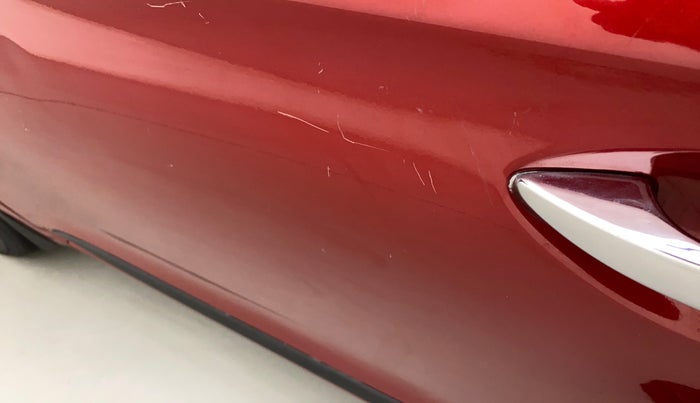 2018 Hyundai Elite i20 ASTA 1.2 (O), Petrol, Manual, 56,757 km, Front passenger door - Minor scratches
