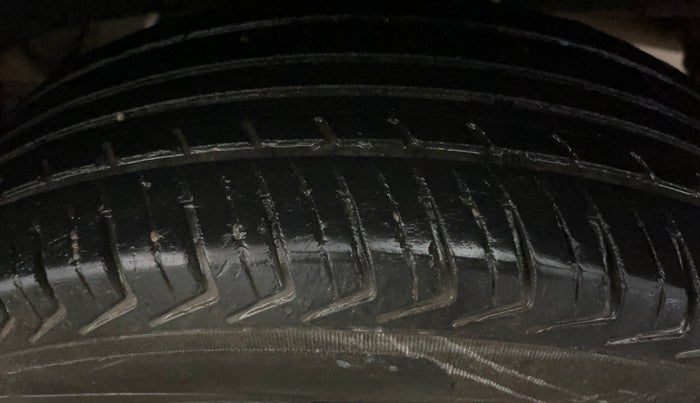 2019 Renault Kwid RXL, Petrol, Manual, 77,701 km, Left Rear Tyre Tread