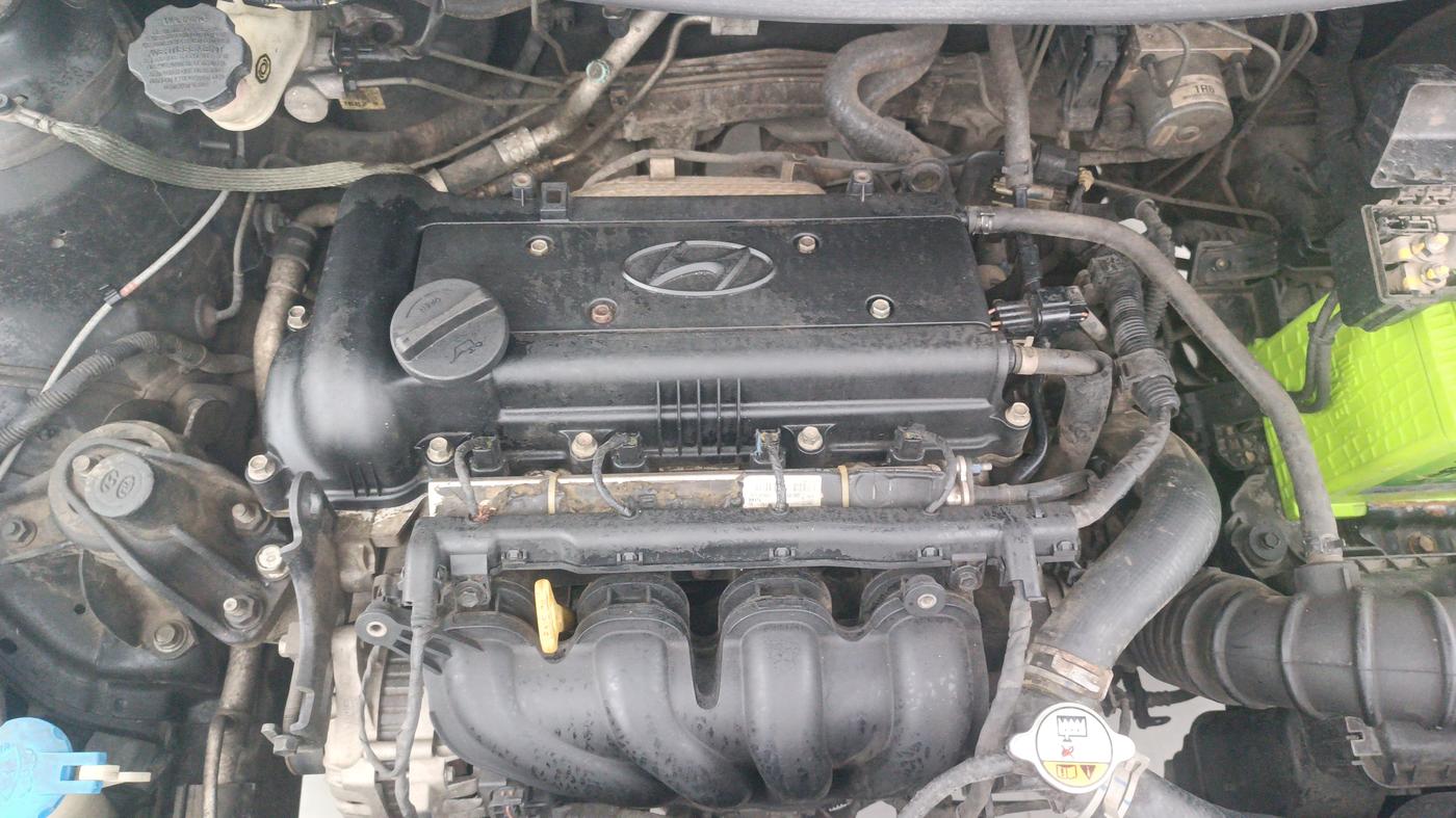 2017 Hyundai Verna 1.6 VTVT SX, Petrol, Manual, 61,833 km, Engine View