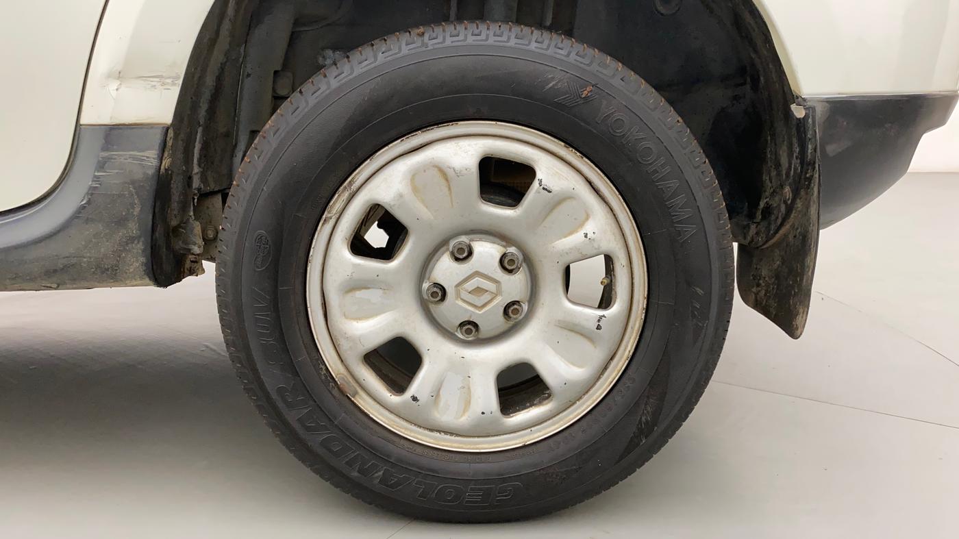 2012 Renault Duster 110 PS RXL DIESEL, Diesel, Manual, 69,849 km, Left Rear Wheel