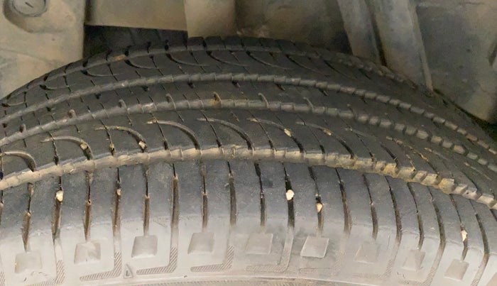 2012 Renault Duster 110 PS RXL DIESEL, Diesel, Manual, 69,849 km, Right Rear Tyre Tread
