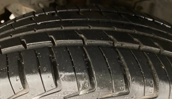 2018 Tata Tiago XM 1.2 REVOTRON, Petrol, Manual, 45,251 km, Left Front Tyre Tread