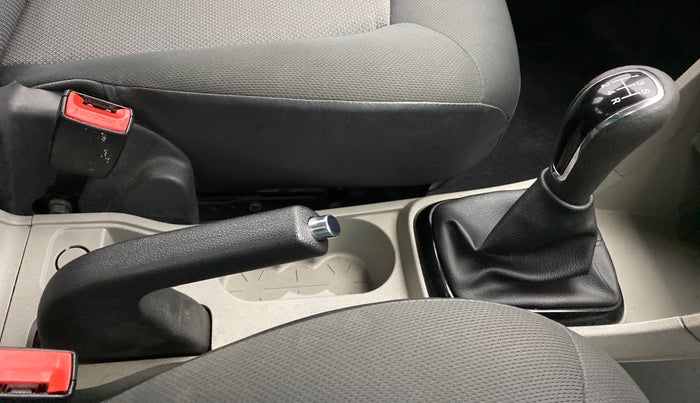2018 Tata Tiago XM 1.2 REVOTRON, Petrol, Manual, 45,251 km, Gear Lever