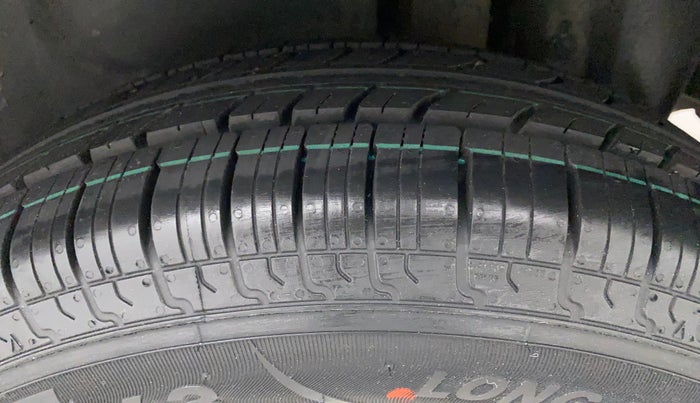 2016 Maruti Swift Dzire VXI, Petrol, Manual, 30,786 km, Left Rear Tyre Tread