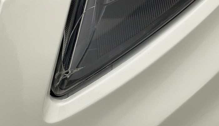 2016 Maruti Swift Dzire VXI, Petrol, Manual, 30,786 km, Left headlight - < 2 inches,no. = 2