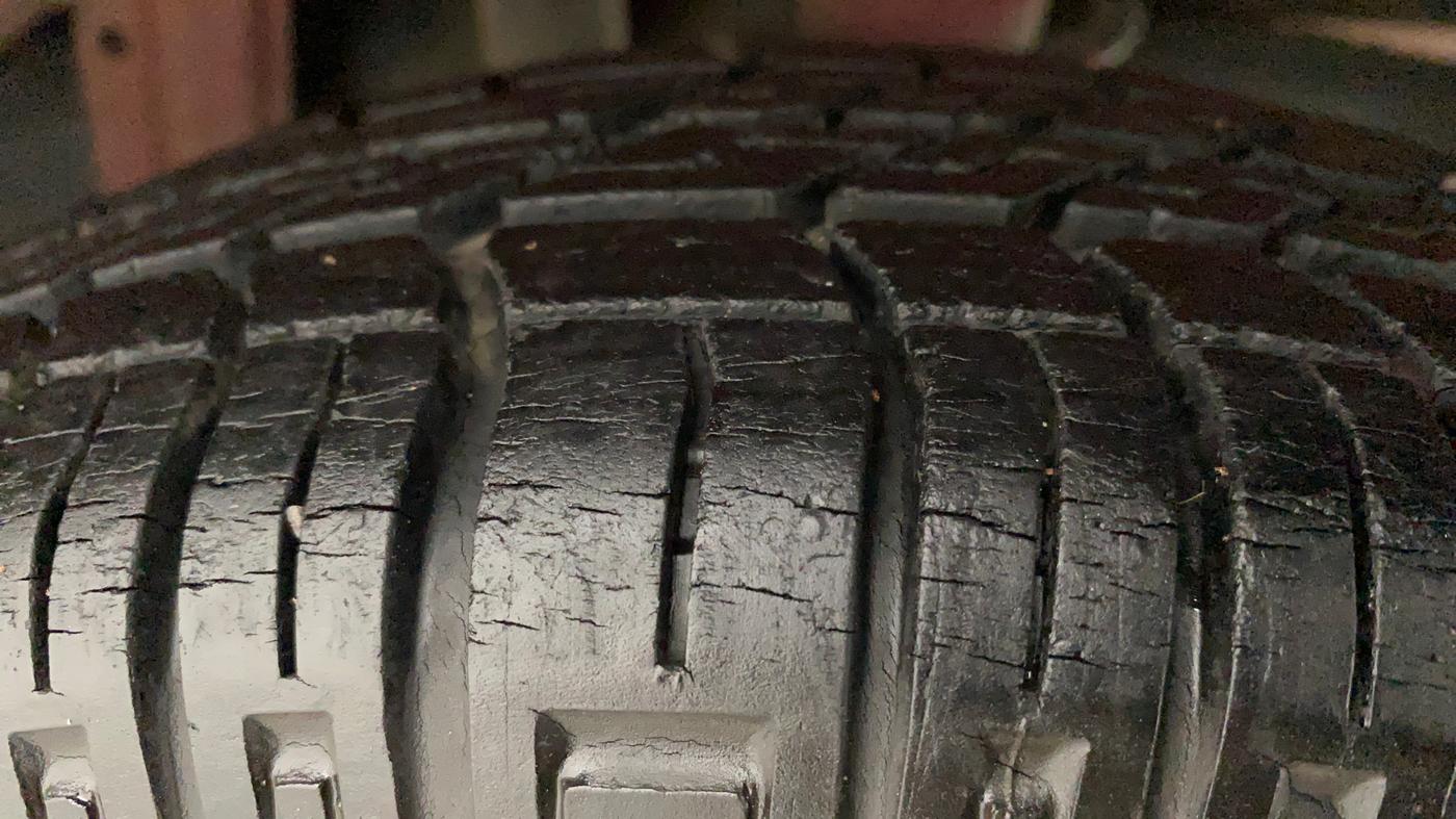 2011 Maruti Alto LXI, Petrol, Manual, 57,308 km, Left Rear Tyre Tread