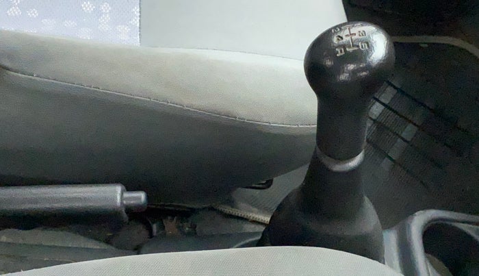 2011 Maruti Alto LXI, Petrol, Manual, 57,308 km, Gear Lever