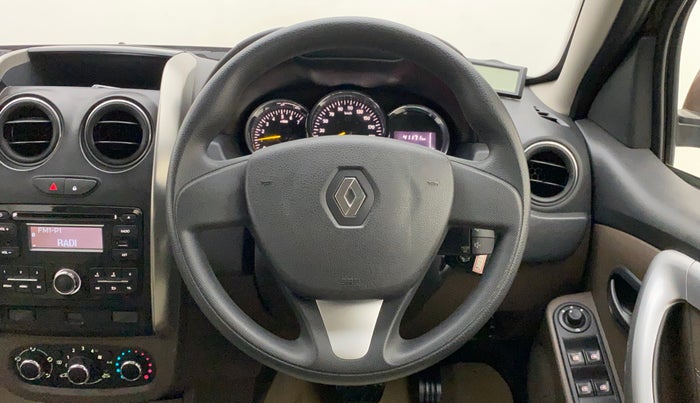 2016 Renault Duster 110 PS RXL 4X2 AMT, Diesel, Automatic, 41,170 km, Steering Wheel Close Up