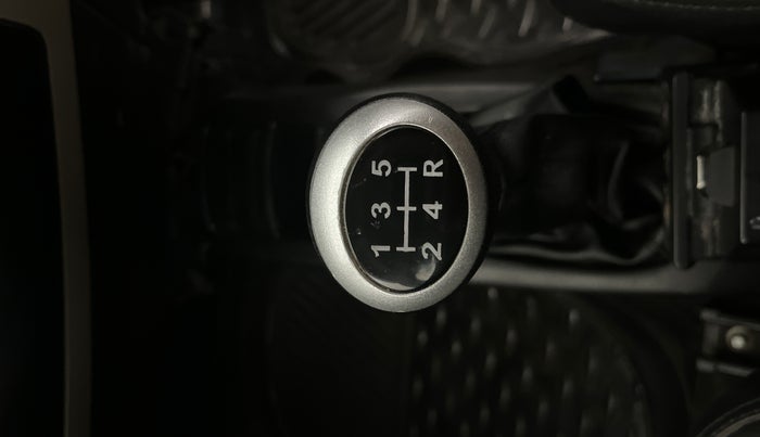 2015 Maruti Wagon R 1.0 LXI, Petrol, Manual, 52,802 km, Gear Lever