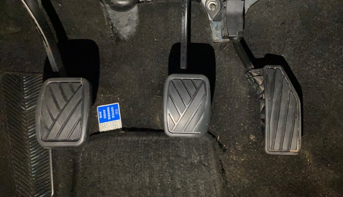 2019 Maruti Baleno DELTA PETROL 1.2, Petrol, Manual, 89,657 km, Pedals