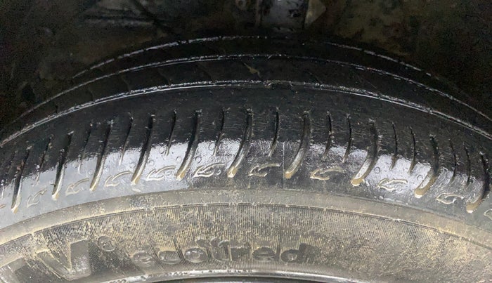 2019 Maruti Baleno DELTA PETROL 1.2, Petrol, Manual, 89,657 km, Left Front Tyre Tread