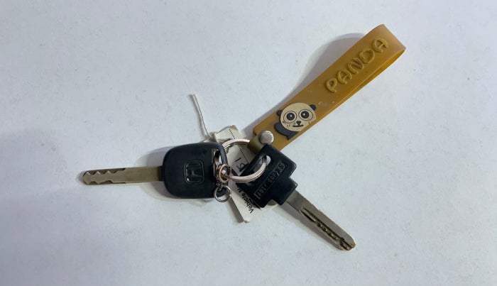 2014 Honda Amaze 1.2L I-VTEC S, Petrol, Manual, 59,895 km, Key Close Up