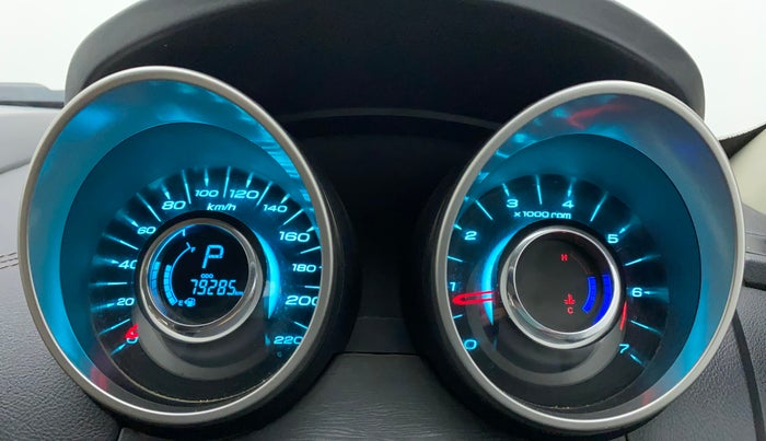 2018 Mahindra XUV500 W11 (O) AT, Diesel, Automatic, 79,285 km, Odometer Image
