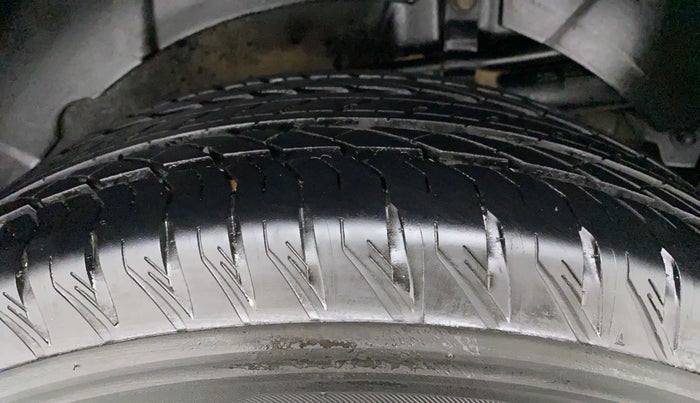 2018 Mahindra XUV500 W11 (O) AT, Diesel, Automatic, 79,285 km, Left Rear Tyre Tread