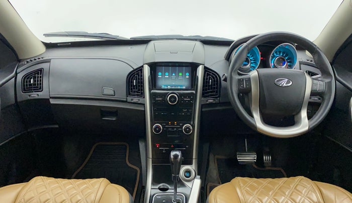2018 Mahindra XUV500 W11 (O) AT, Diesel, Automatic, 79,285 km, Dashboard