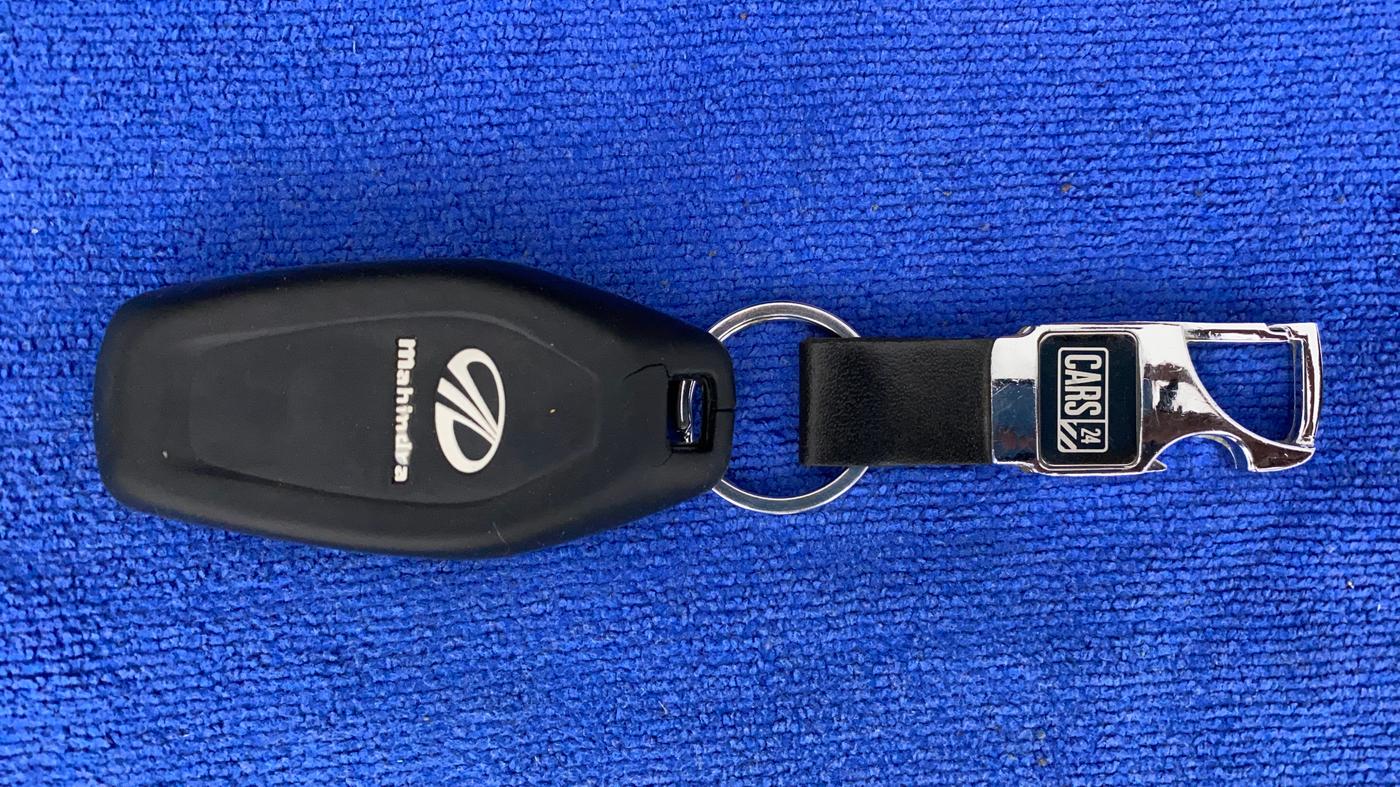 2018 Mahindra XUV500 W11 (O) AT, Diesel, Automatic, 79,285 km, Key Close Up