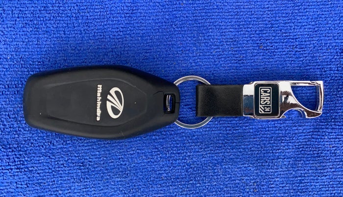 2018 Mahindra XUV500 W11 (O) AT, Diesel, Automatic, 79,285 km, Key Close Up