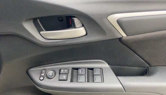 2021 Honda WR-V 1.5L I-DTEC VX MT, Diesel, Manual, 64,029 km, Driver Side Door Panels Control