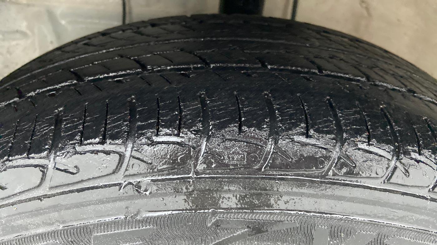 2015 Toyota Etios VD 1.4, Diesel, Manual, 65,122 km, Left Front Tyre Tread