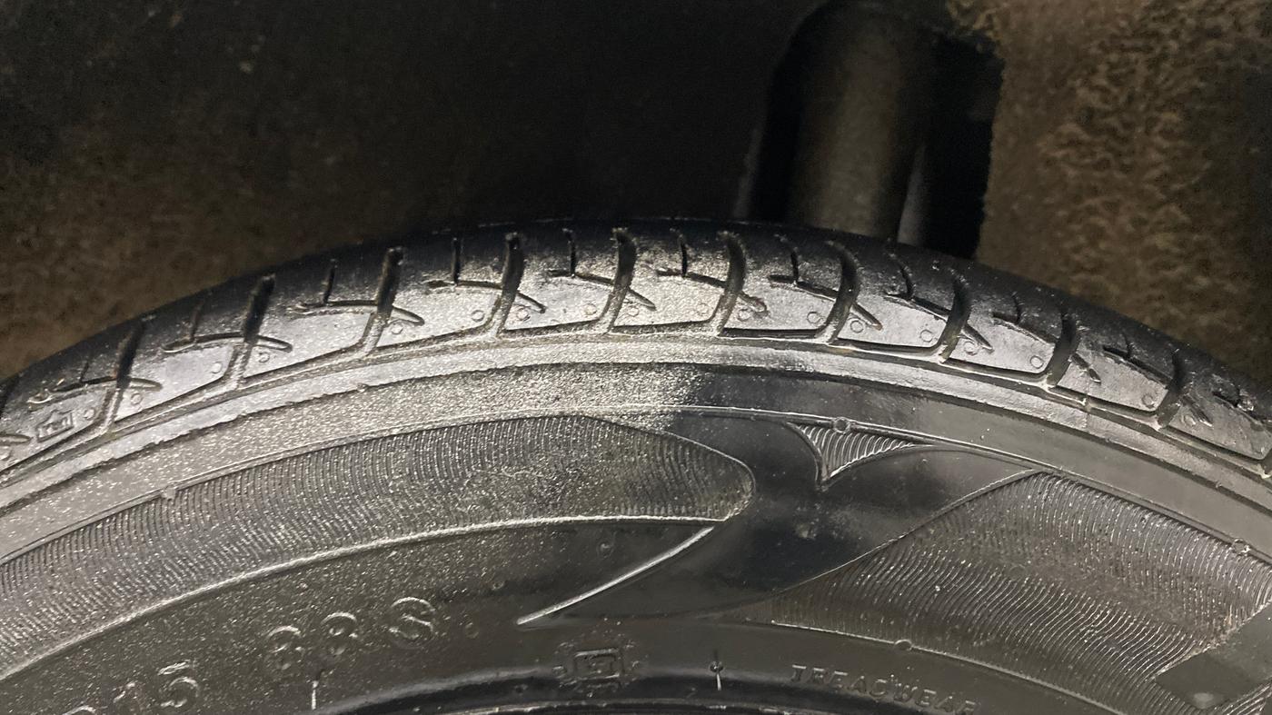 2018 Maruti Baleno DELTA PETROL 1.2, Petrol, Manual, 73,413 km, Left Rear Tyre Tread