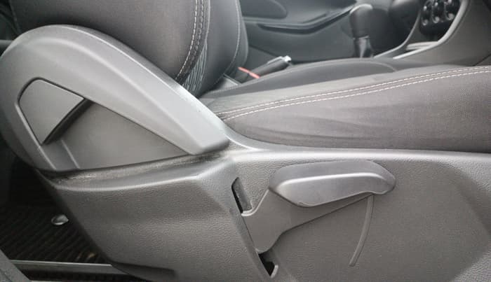 2020 Ford New Figo TITANIUM 1.2 PETROL MT, Petrol, Manual, 10,284 km, Driver Side Adjustment Panel