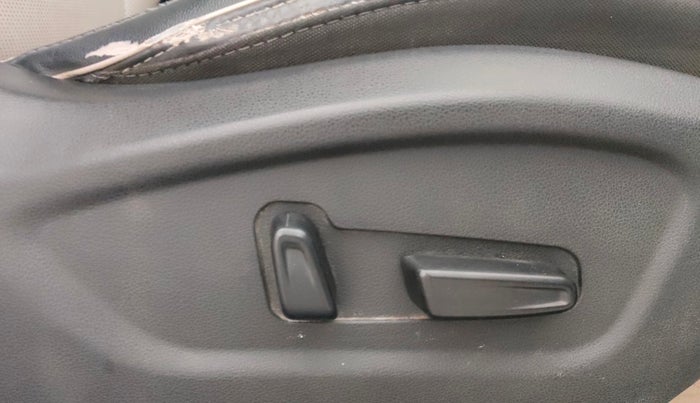 2021 Hyundai Creta SX (O) AT 1.5 DIESEL, Diesel, Automatic, 1,07,007 km, Driver Side Adjustment Panel