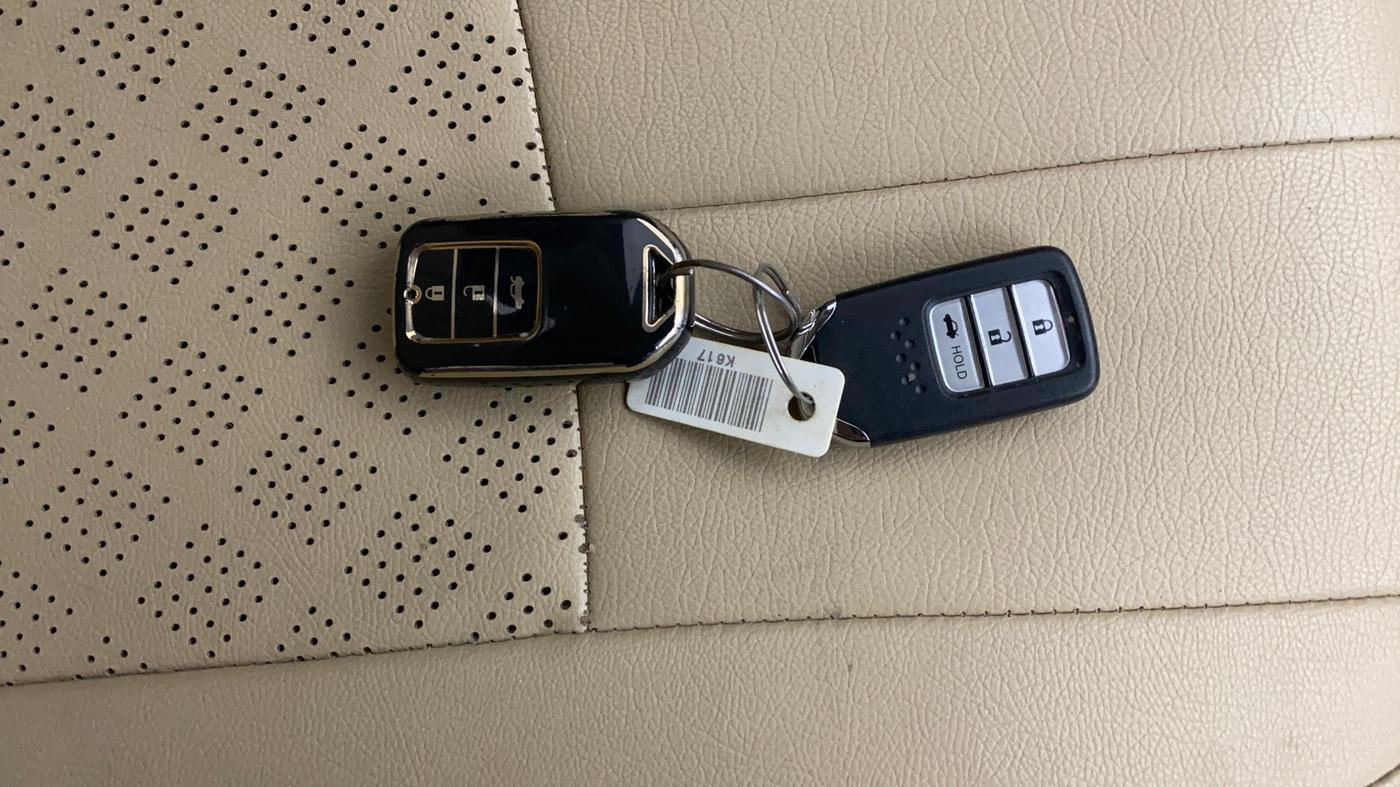 2022 Honda City 1.5L I-VTEC VX, Petrol, Manual, 74,312 km, Key Close Up