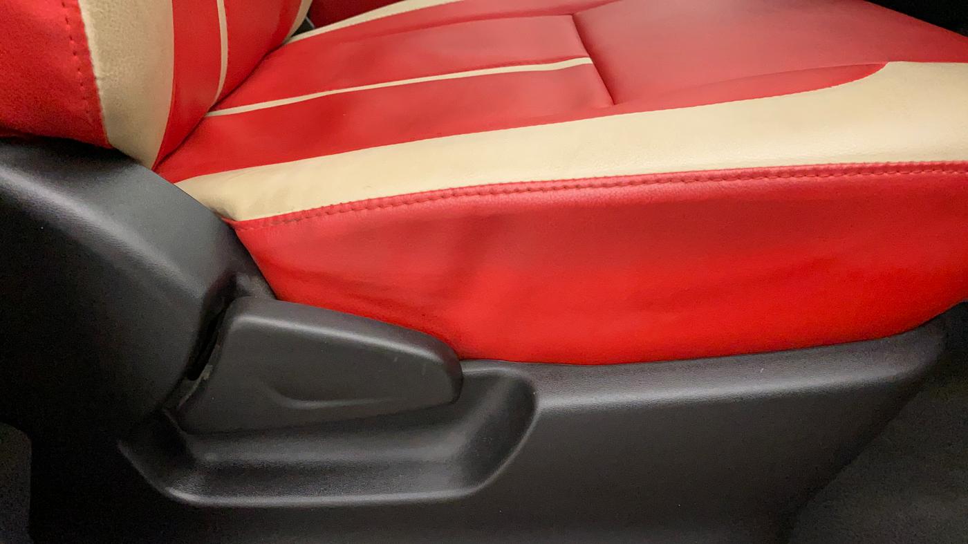 2019 Datsun Redi Go A, Petrol, Manual, 19,109 km, Driver Side Adjustment Panel