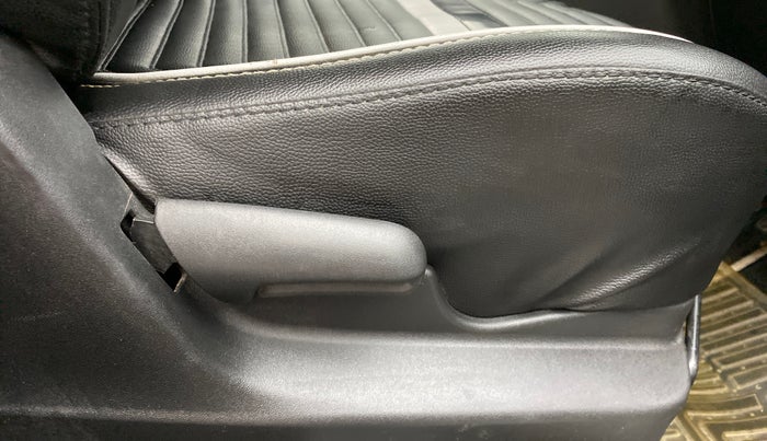 2016 Maruti Vitara Brezza VDI OPT, Diesel, Manual, 55,099 km, Driver Side Adjustment Panel