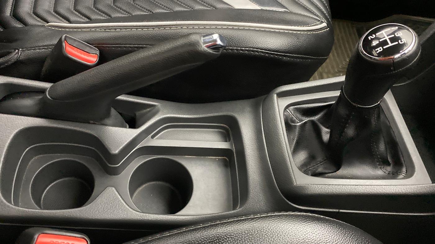 2016 Maruti Vitara Brezza VDI OPT, Diesel, Manual, 55,099 km, Gear Lever