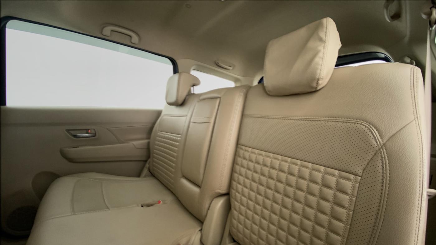 2018 Maruti Ertiga ZXI Plus SHVS, Petrol, Manual, 72,520 km, Right Side Rear Door Cabin