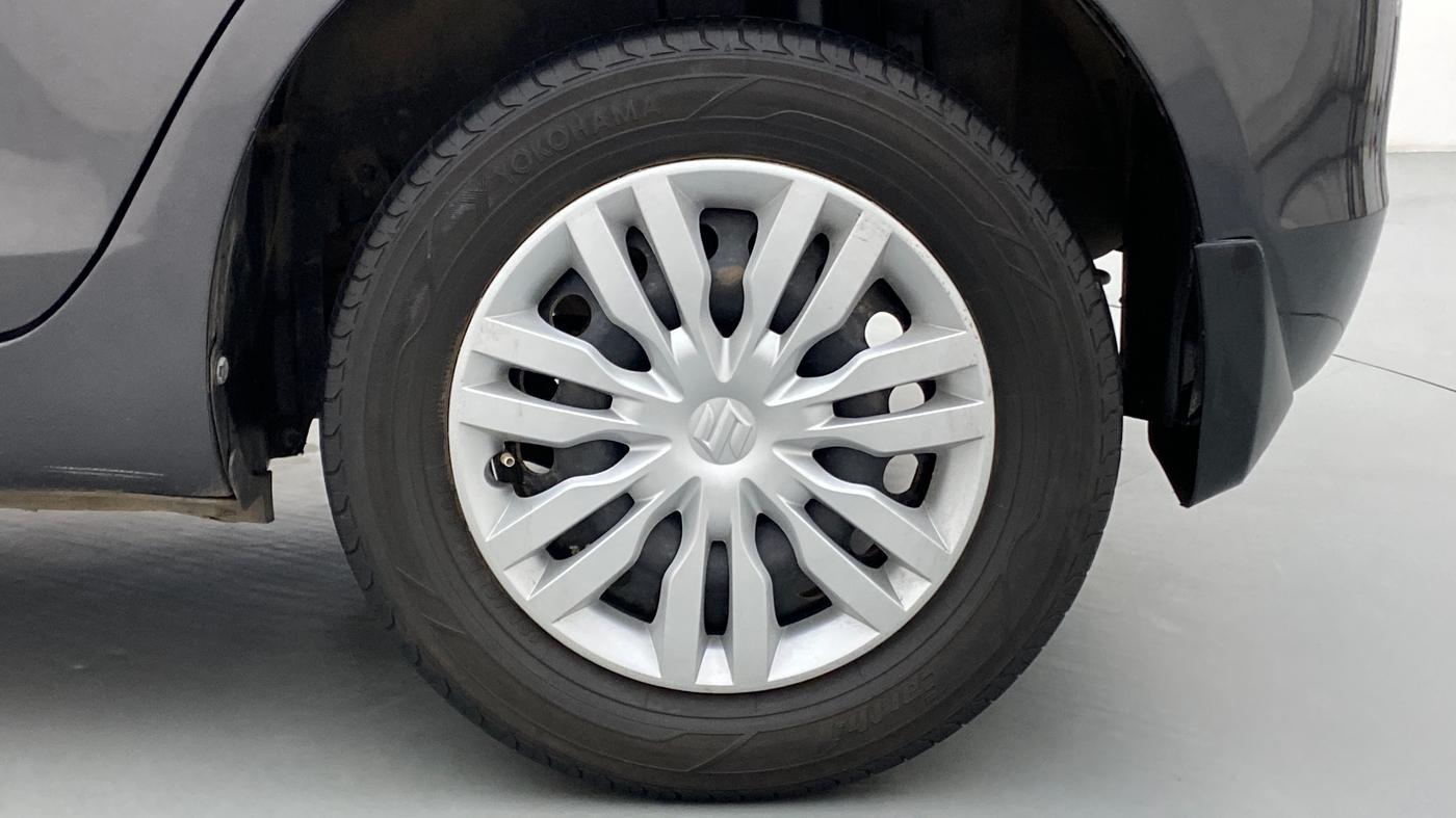 2017 Maruti Swift VXI OPT, Petrol, Manual, 56,853 km, Left Rear Wheel