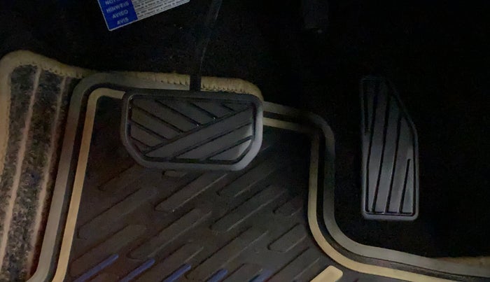 2021 Maruti Baleno ZETA CVT PETROL 1.2, Petrol, Automatic, 19,536 km, Pedals