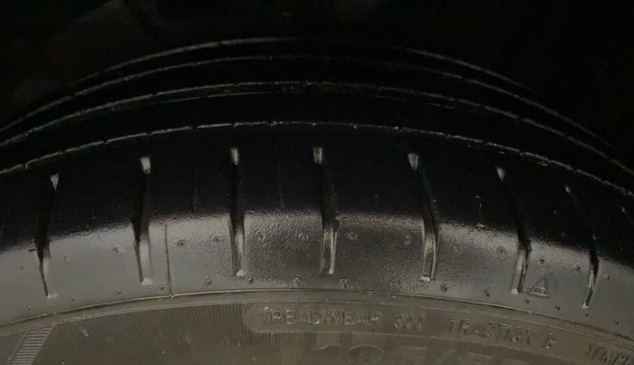 2021 Maruti Baleno ZETA CVT PETROL 1.2, Petrol, Automatic, 19,536 km, Left Front Tyre Tread