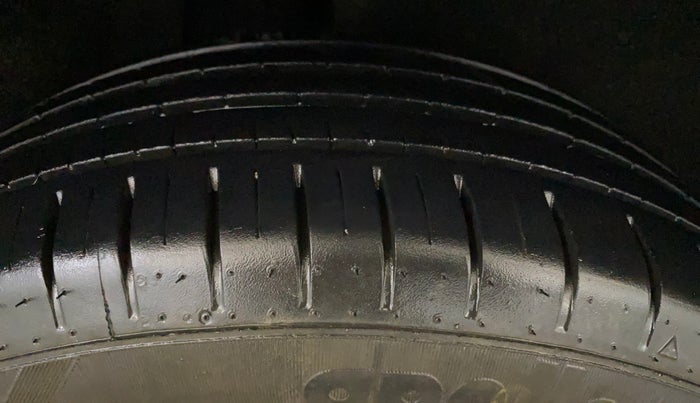 2021 Maruti Baleno ZETA CVT PETROL 1.2, Petrol, Automatic, 19,536 km, Right Rear Tyre Tread