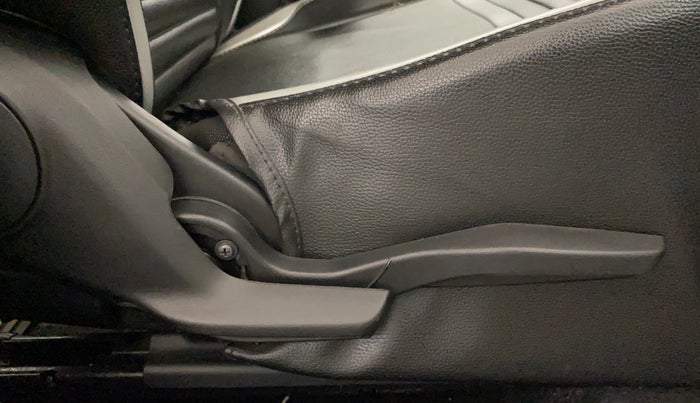 2021 Maruti Baleno ZETA CVT PETROL 1.2, Petrol, Automatic, 19,536 km, Driver Side Adjustment Panel