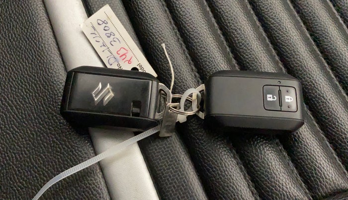 2021 Maruti Baleno ZETA CVT PETROL 1.2, Petrol, Automatic, 19,536 km, Key Close Up