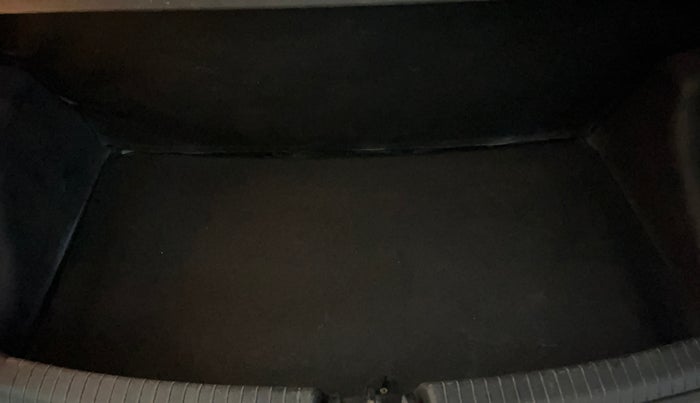 2014 Hyundai Grand i10 ASTA 1.2 KAPPA VTVT, Petrol, Manual, 44,976 km, Boot Inside