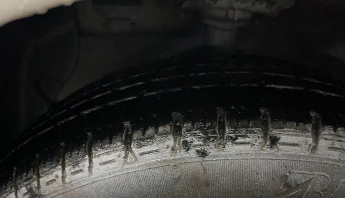 2014 Hyundai Grand i10 ASTA 1.2 KAPPA VTVT, Petrol, Manual, 44,976 km, Left Front Tyre Tread